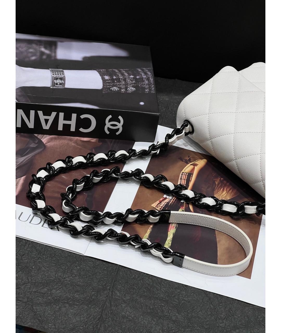 CHANEL Белая кожаная сумка через плечо, фото 4