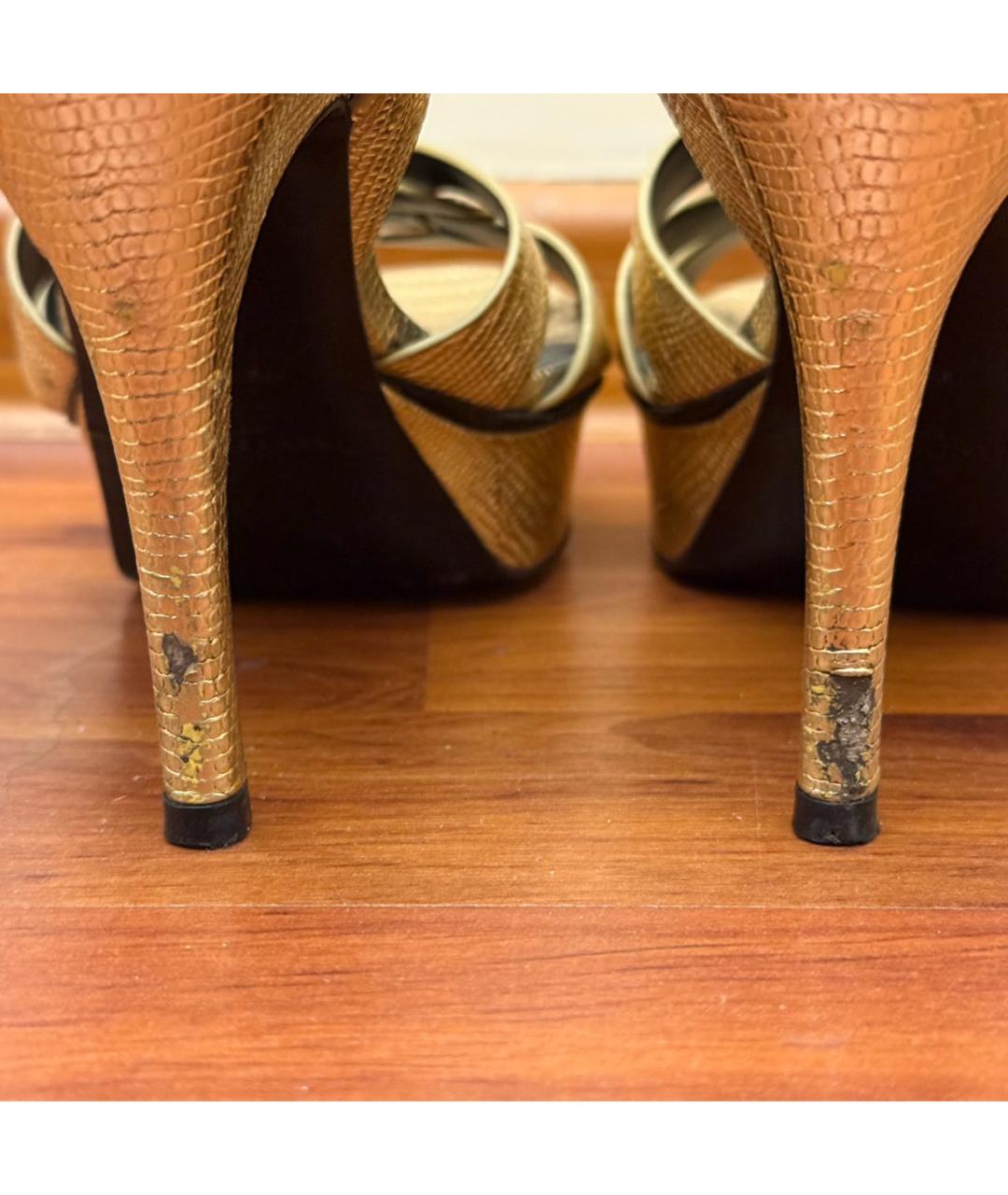 SAINT LAURENT Золотые кожаные босоножки, фото 5
