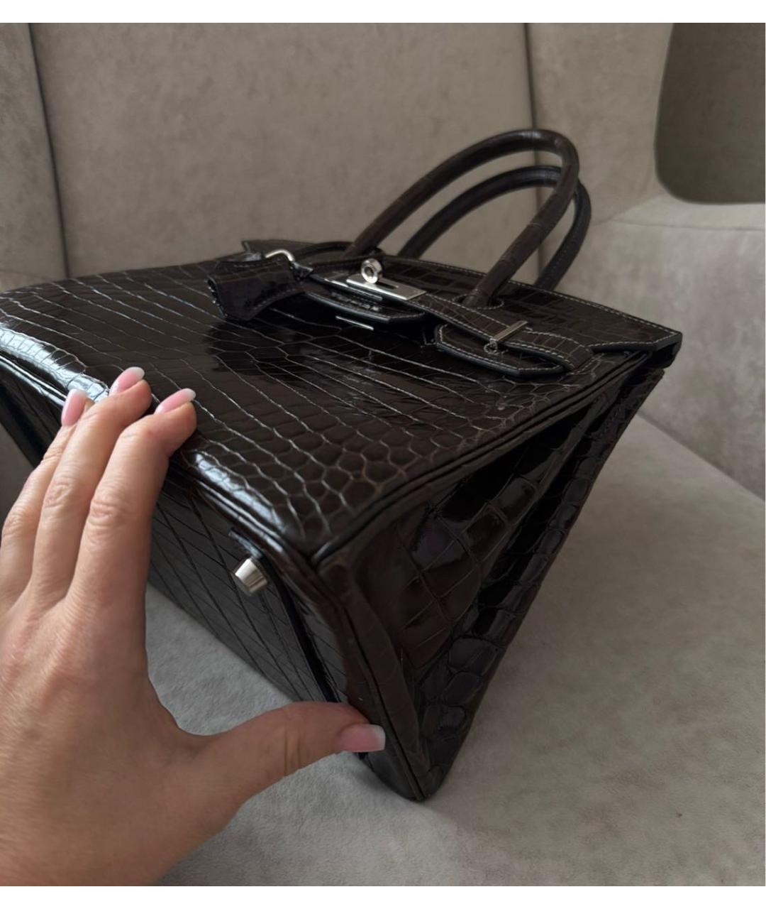 HERMES Коричневая сумка с короткими ручками из лакированной кожи, фото 6