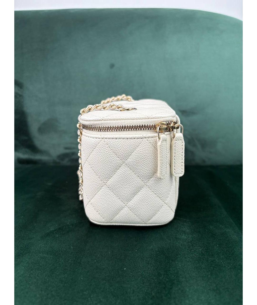 CHANEL Белая кожаная сумка через плечо, фото 3