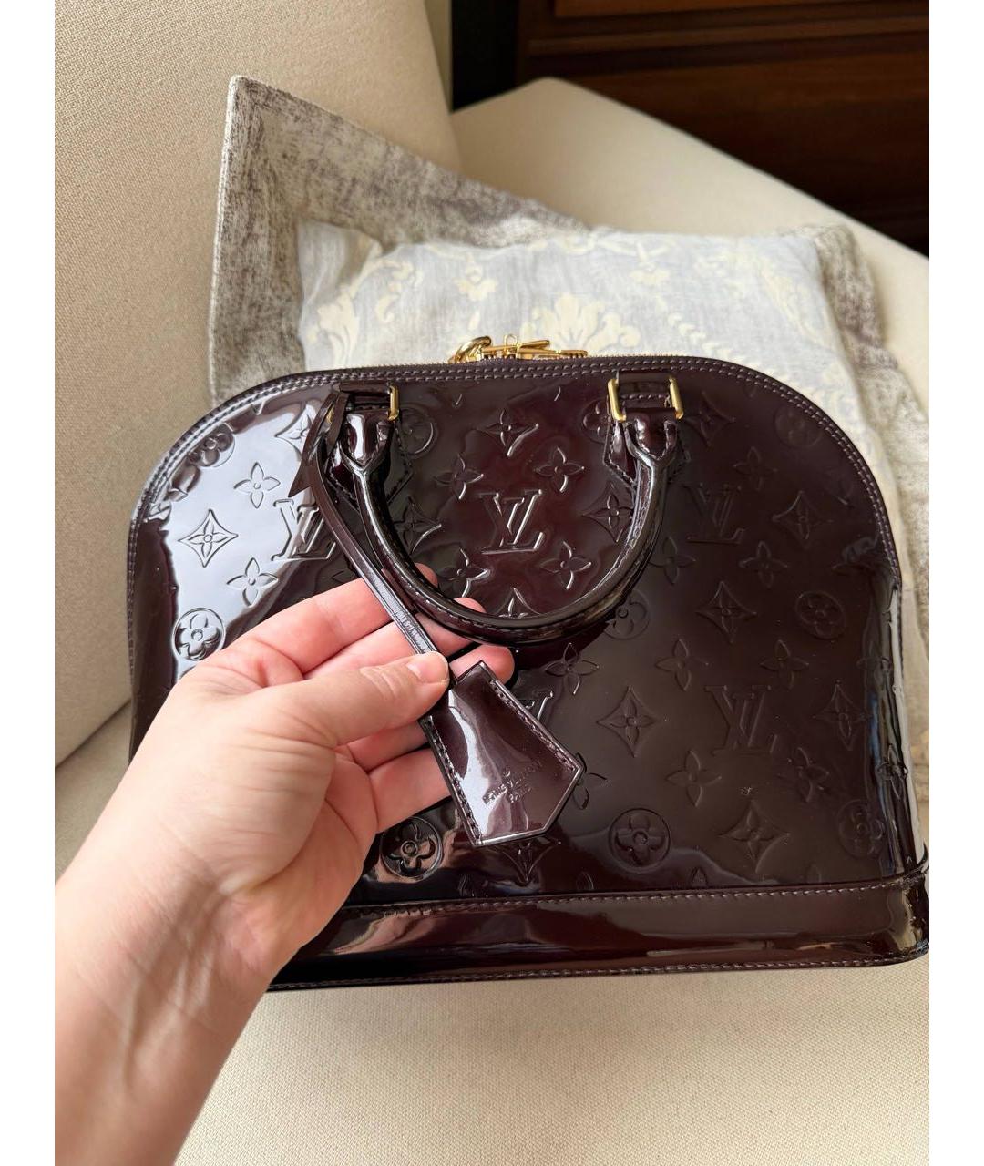 LOUIS VUITTON Коричневая сумка тоут из лакированной кожи, фото 3