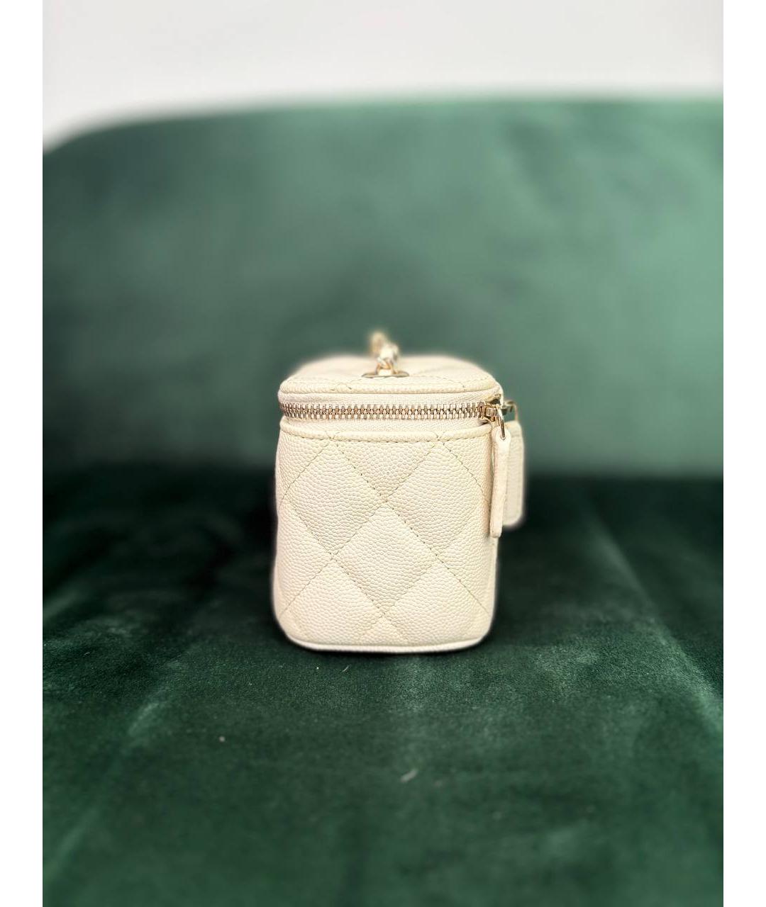 CHANEL Белая кожаная сумка через плечо, фото 2