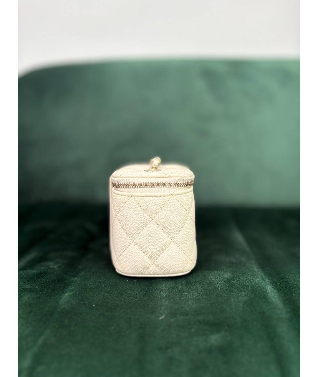 CHANEL Белая кожаная сумка через плечо, фото 6