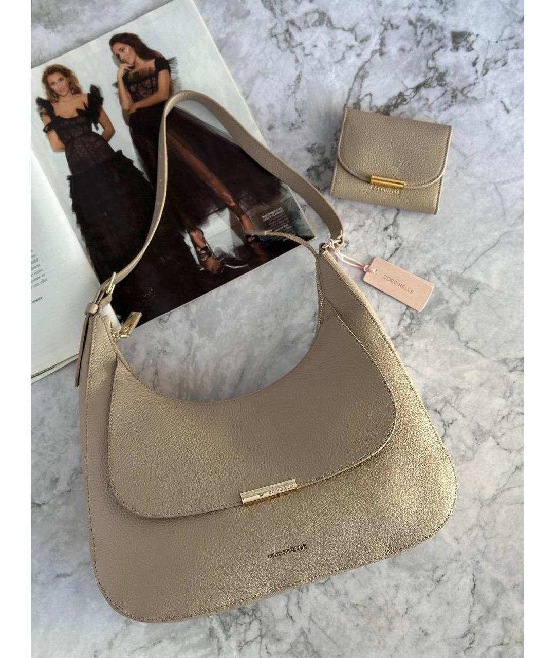 COCCINELLE Бежевая кожаная сумка через плечо, фото 2