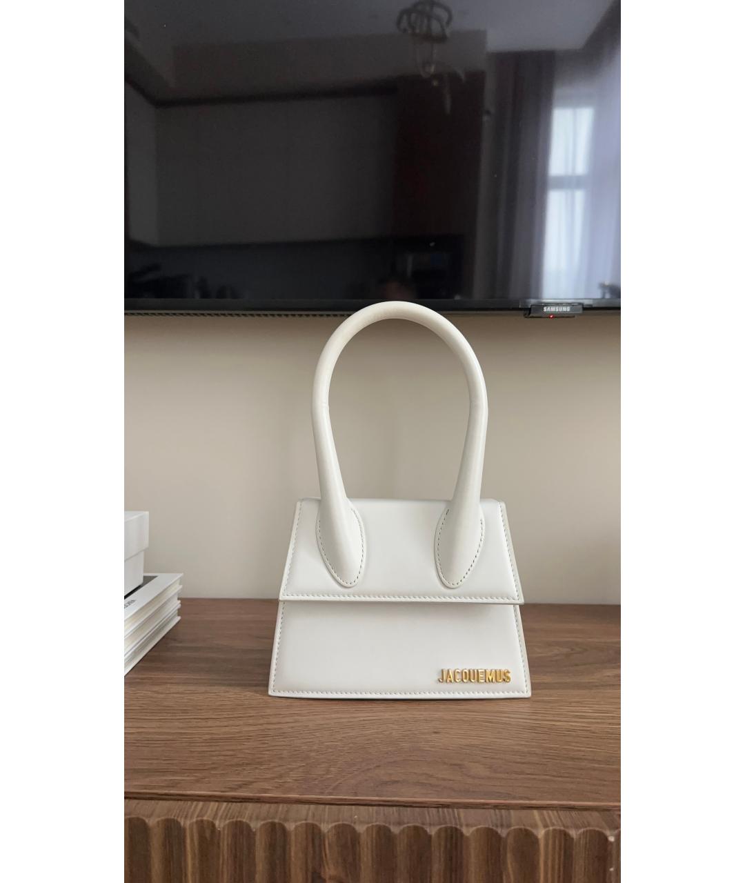 JACQUEMUS Белая кожаная сумка с короткими ручками, фото 5