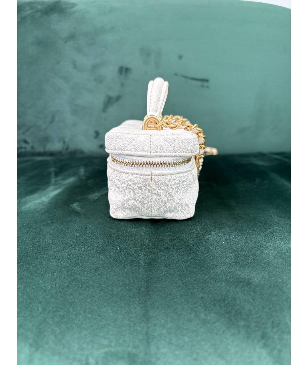 CHANEL Белая кожаная сумка через плечо, фото 3