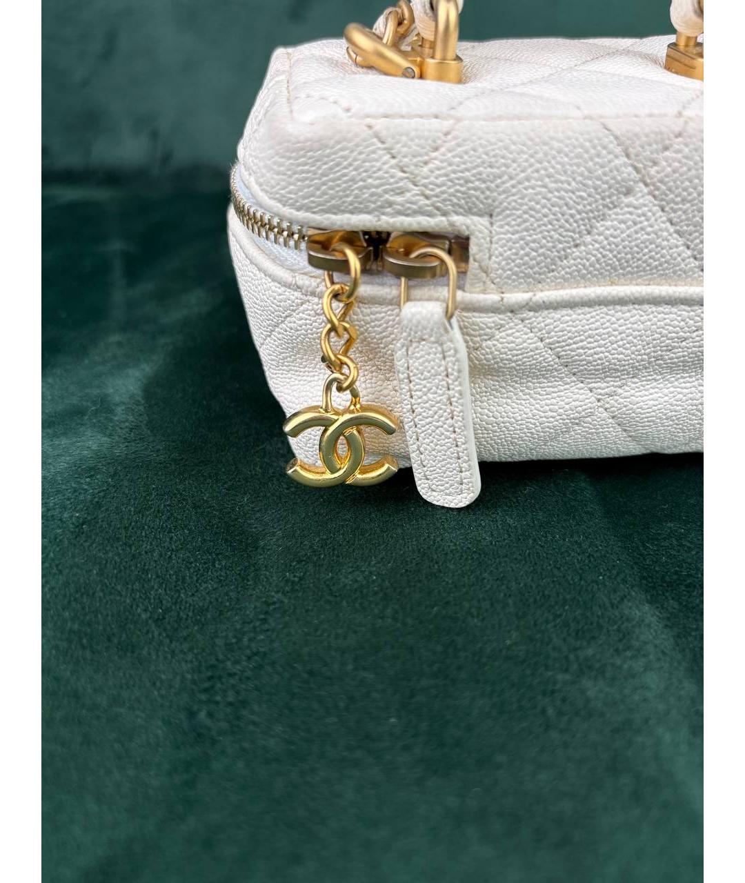 CHANEL Белая кожаная сумка через плечо, фото 6