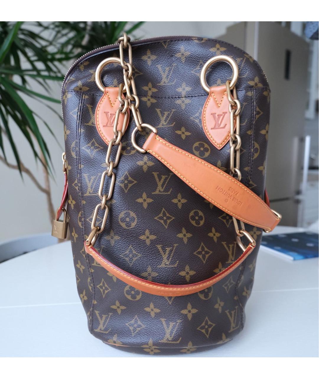 LOUIS VUITTON Коричневая сумка с короткими ручками, фото 4