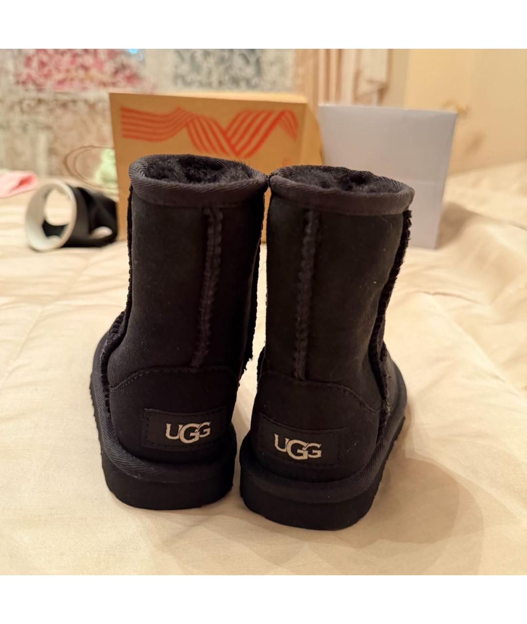 UGG AUSTRALIA Черные замшевые ботинки, фото 6