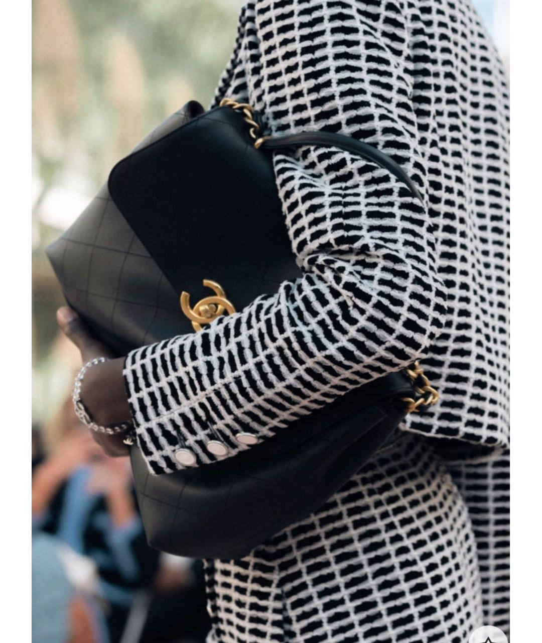 CHANEL Черная кожаная сумка через плечо, фото 6