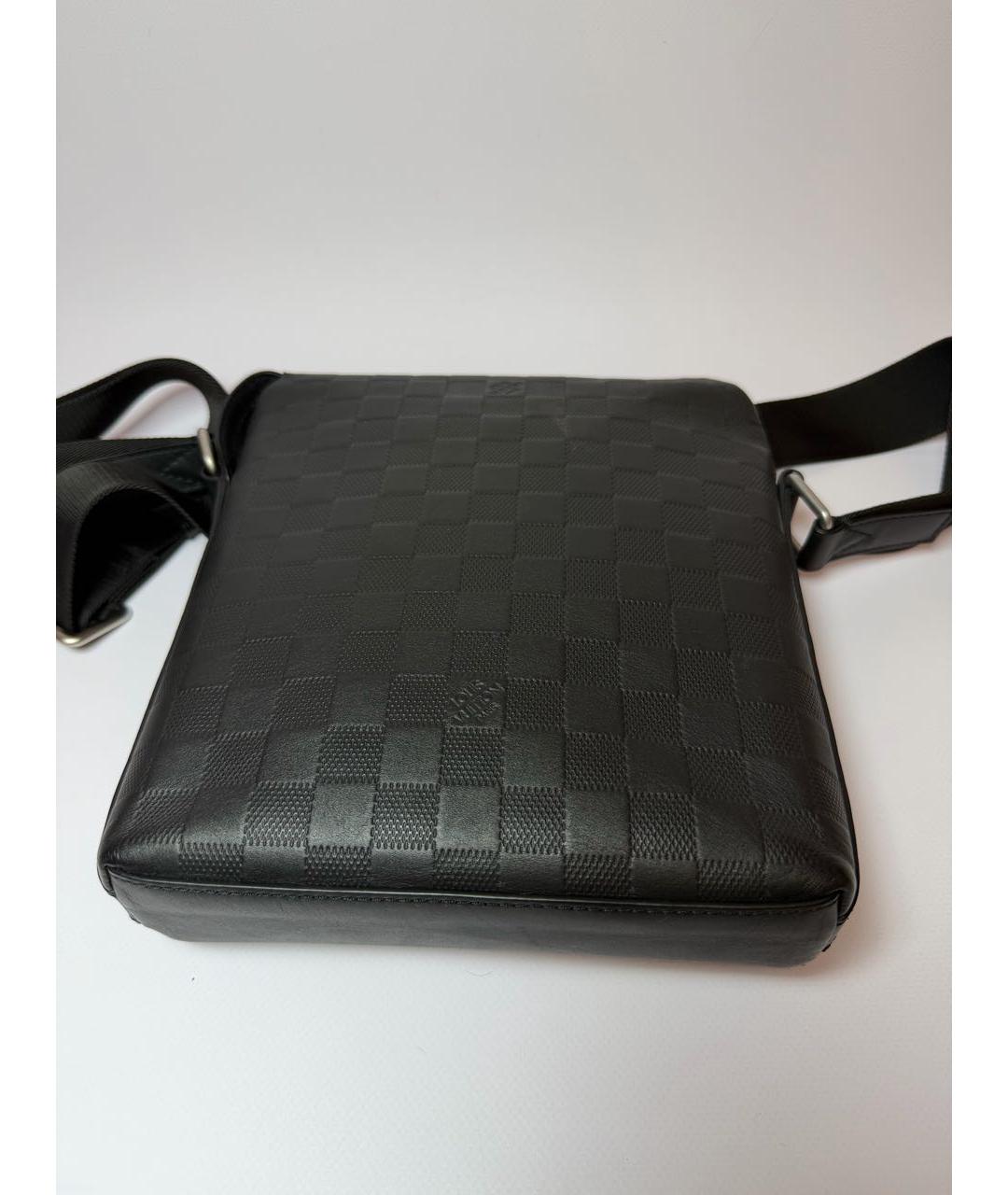 LOUIS VUITTON Черная кожаная сумка на плечо, фото 8