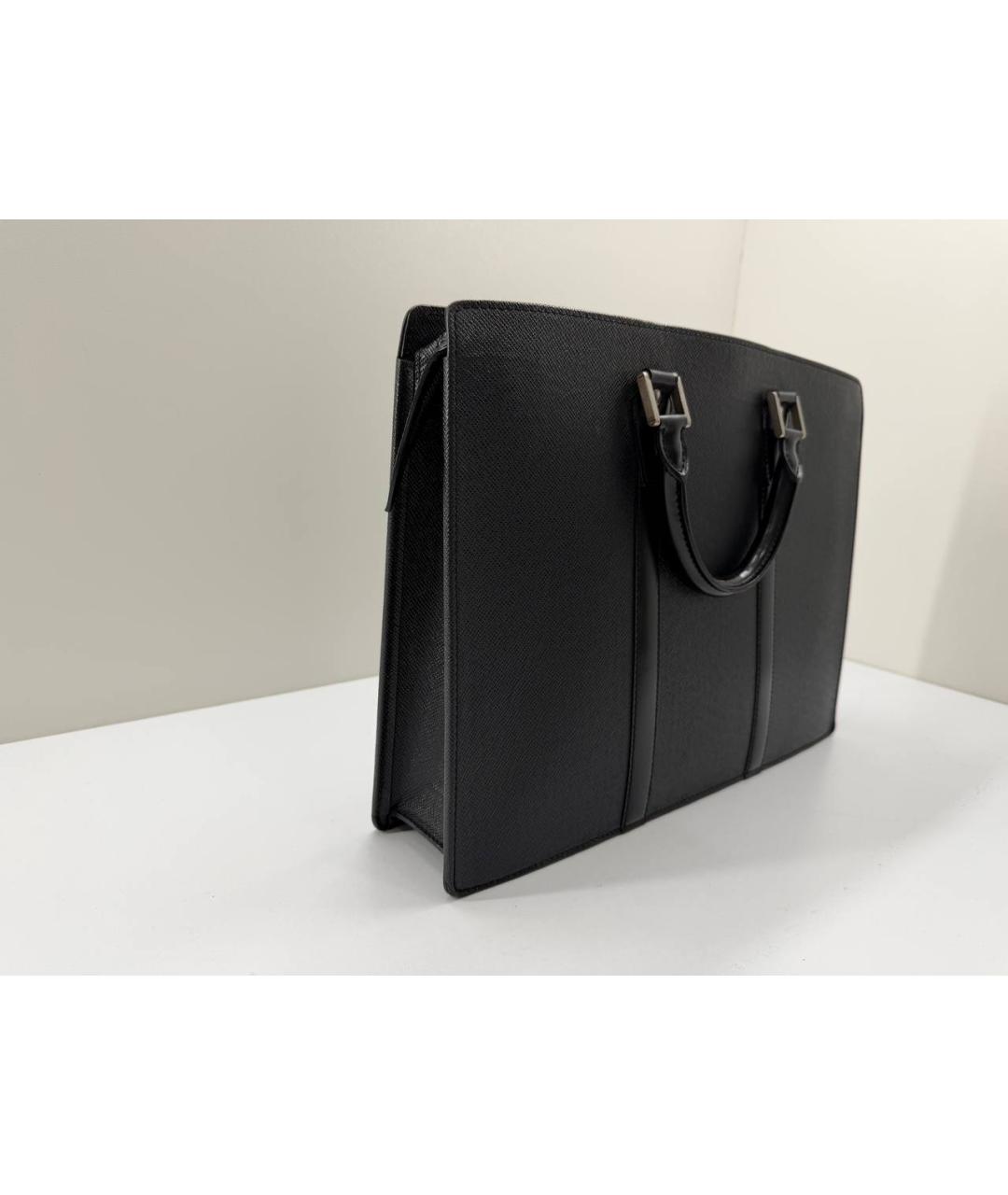 LOUIS VUITTON Черный портфель из лакированной кожи, фото 8