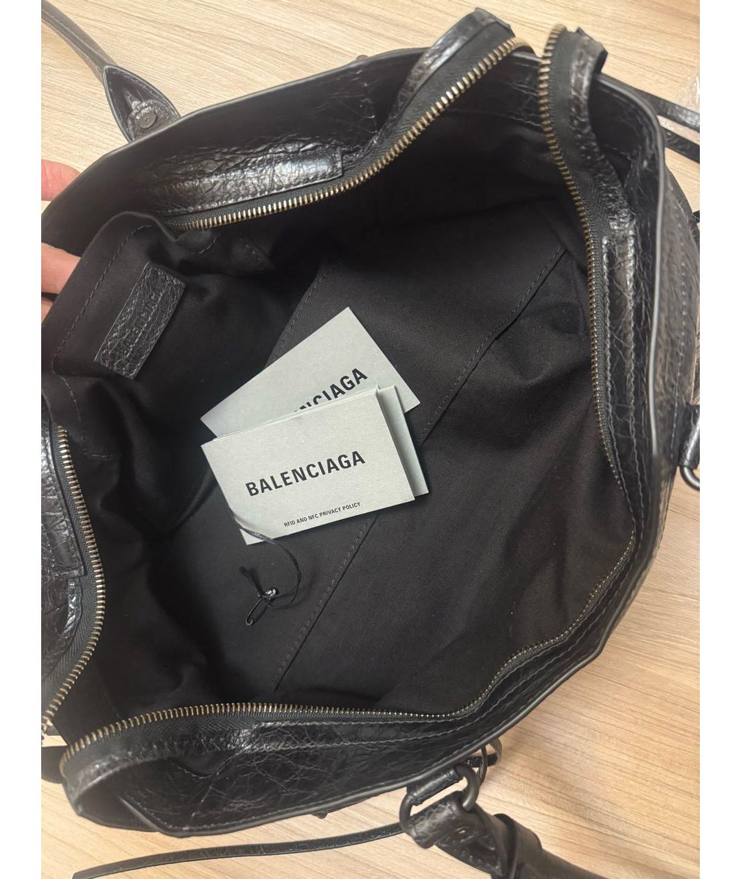 BALENCIAGA Черная кожаная сумка через плечо, фото 7