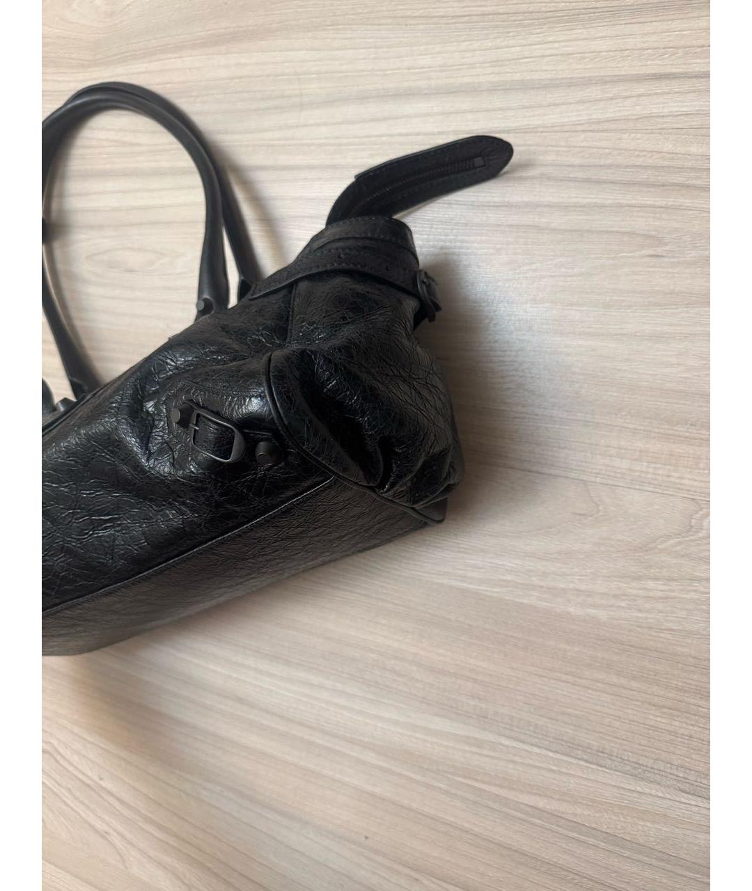 BALENCIAGA Черная кожаная сумка через плечо, фото 3