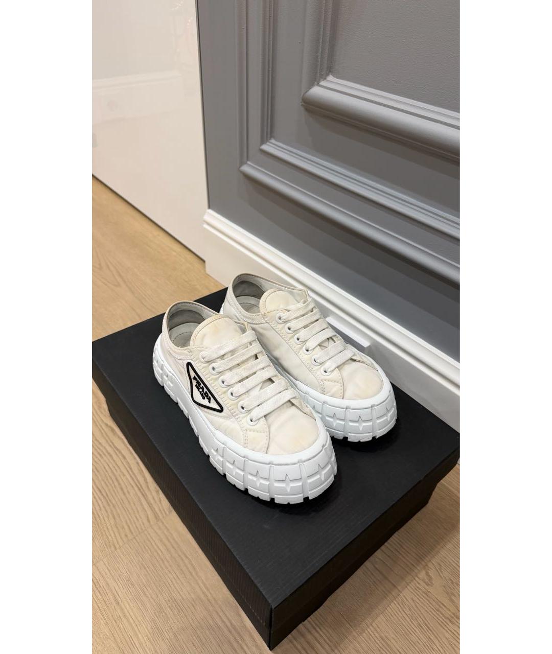 PRADA Белые кеды, фото 2