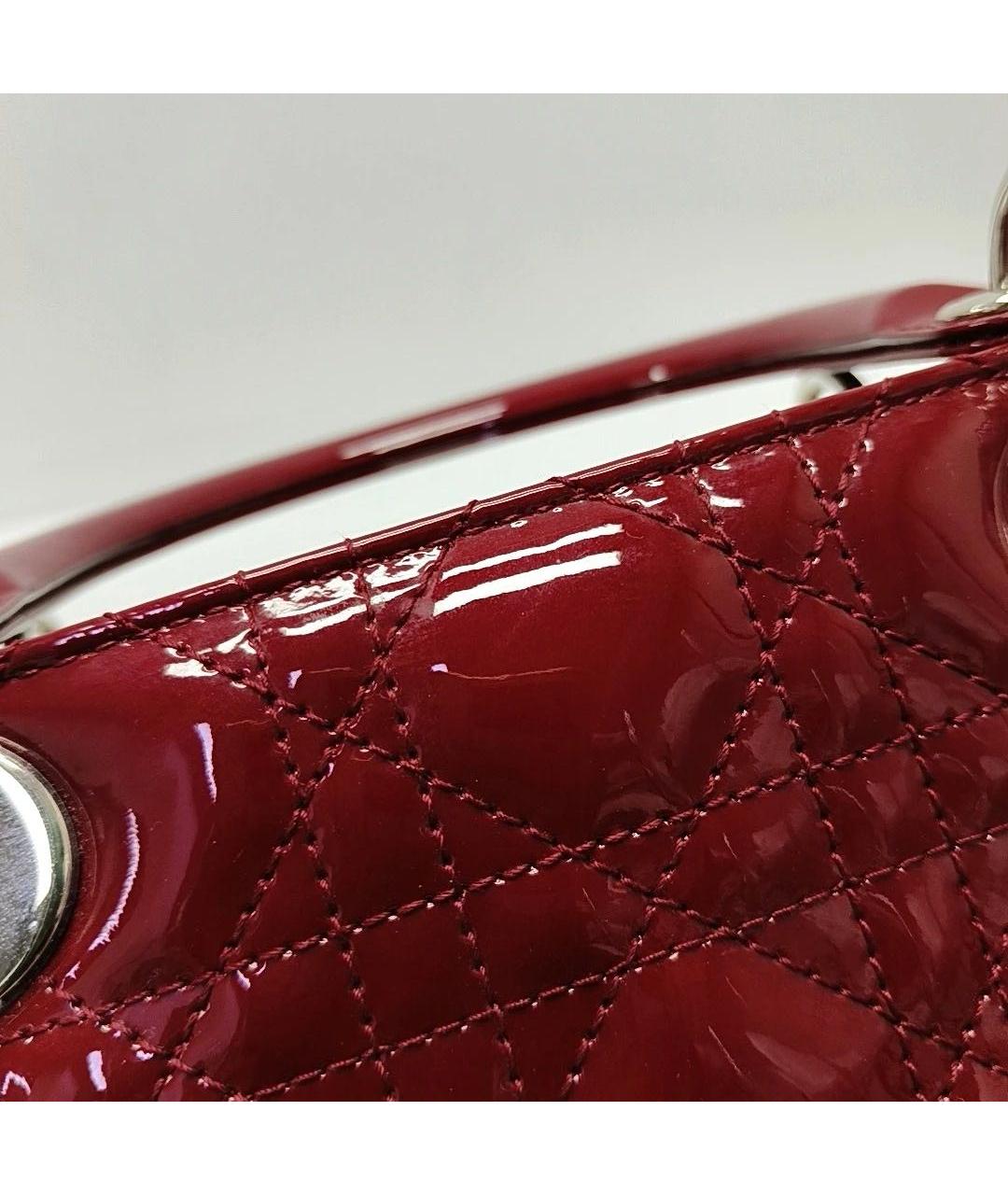 CHRISTIAN DIOR Красная сумка через плечо из лакированной кожи, фото 5