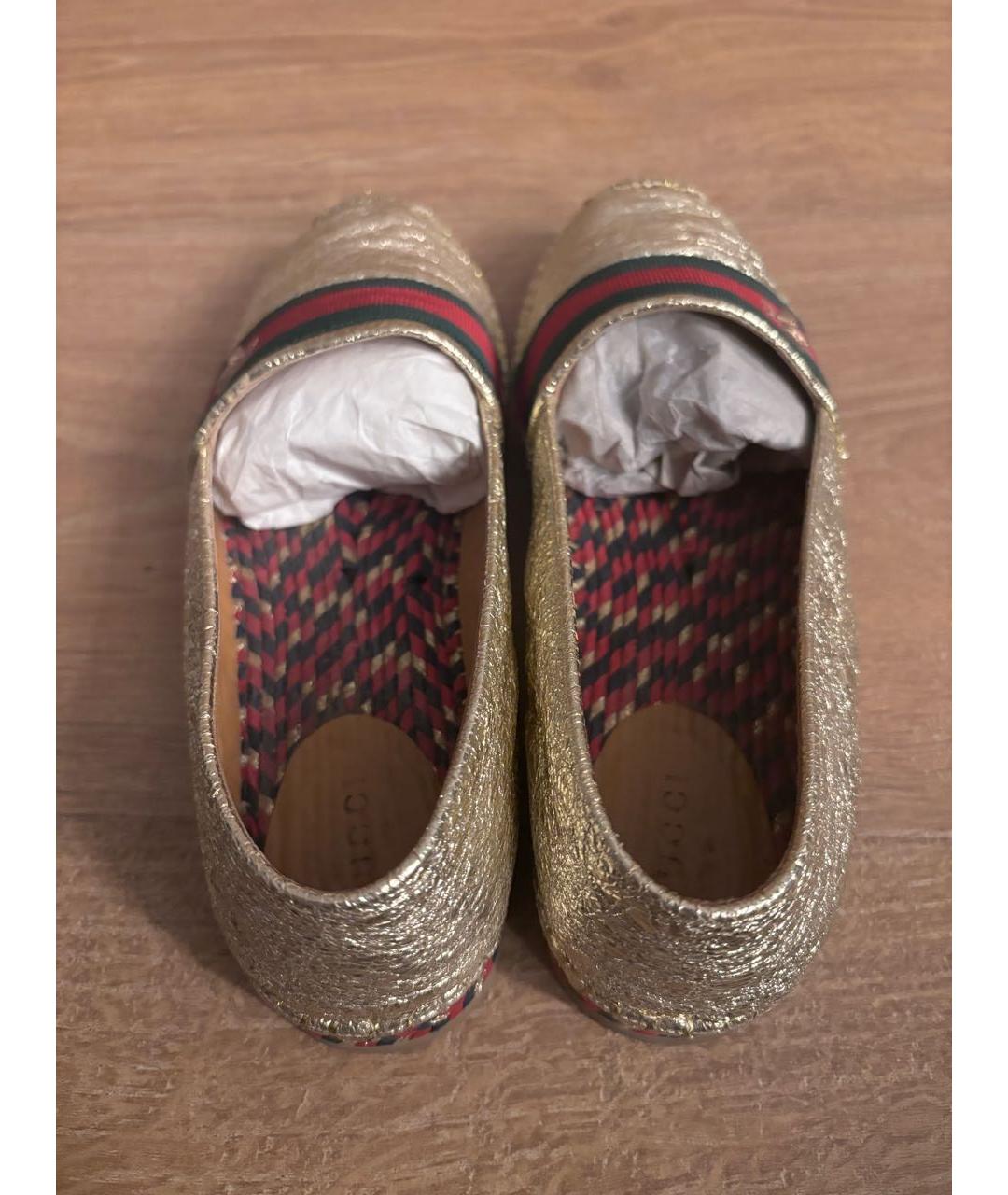 GUCCI Золотые кожаные мокасины, фото 3