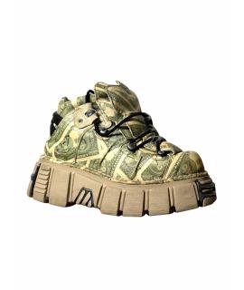 VETEMENTS Низкие кроссовки / кеды