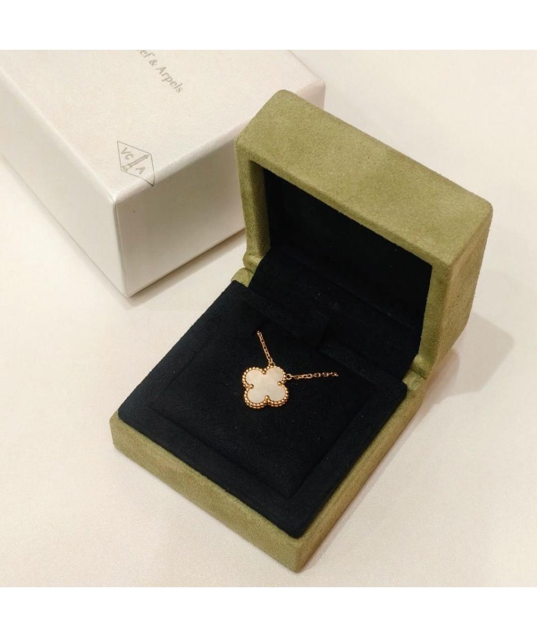 VAN CLEEF & ARPELS Белая подвеска, фото 4