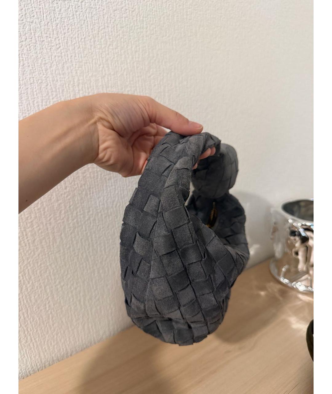 BOTTEGA VENETA Серая замшевая сумка с короткими ручками, фото 3