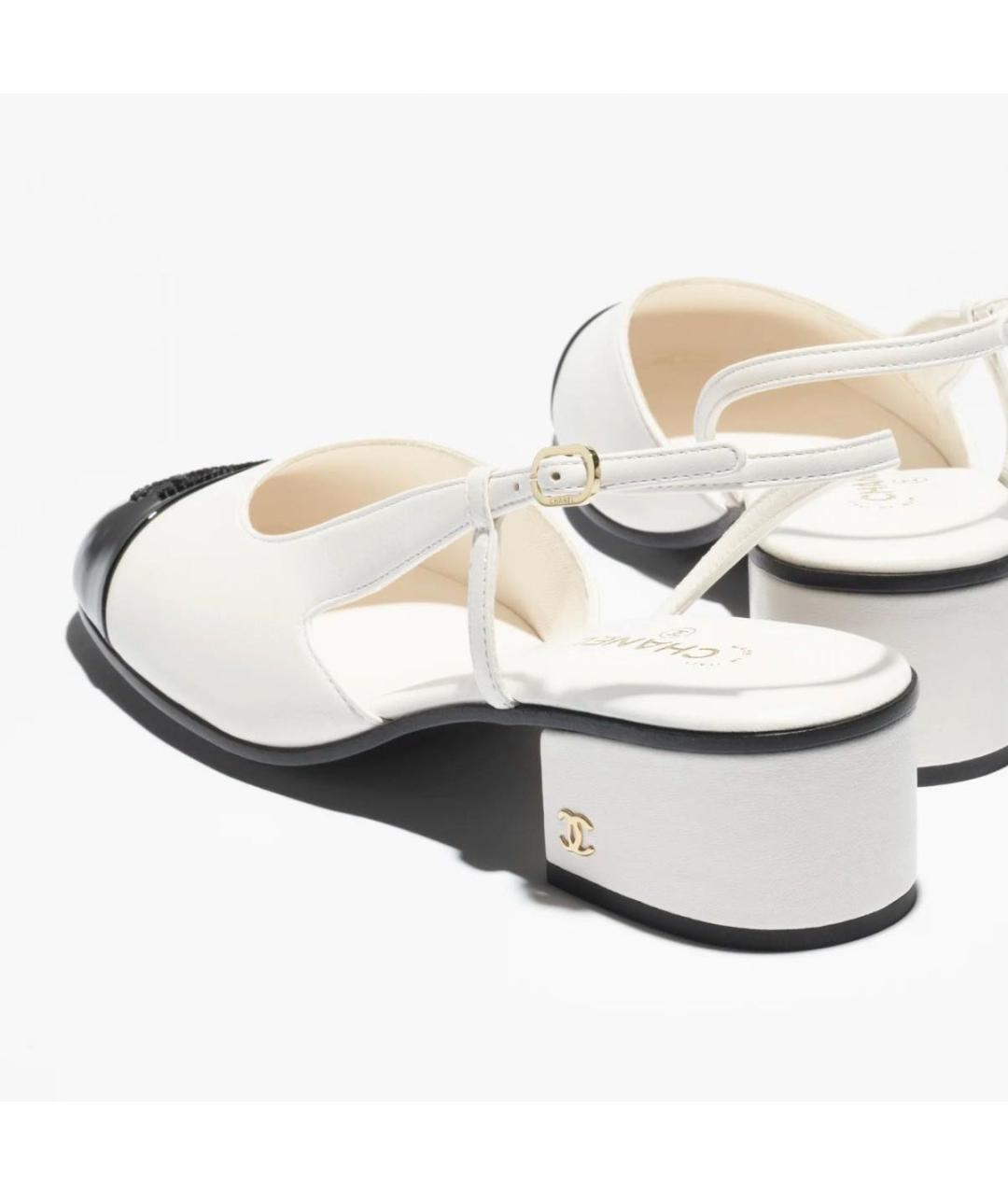 CHANEL Белые босоножки из лакированной кожи, фото 3