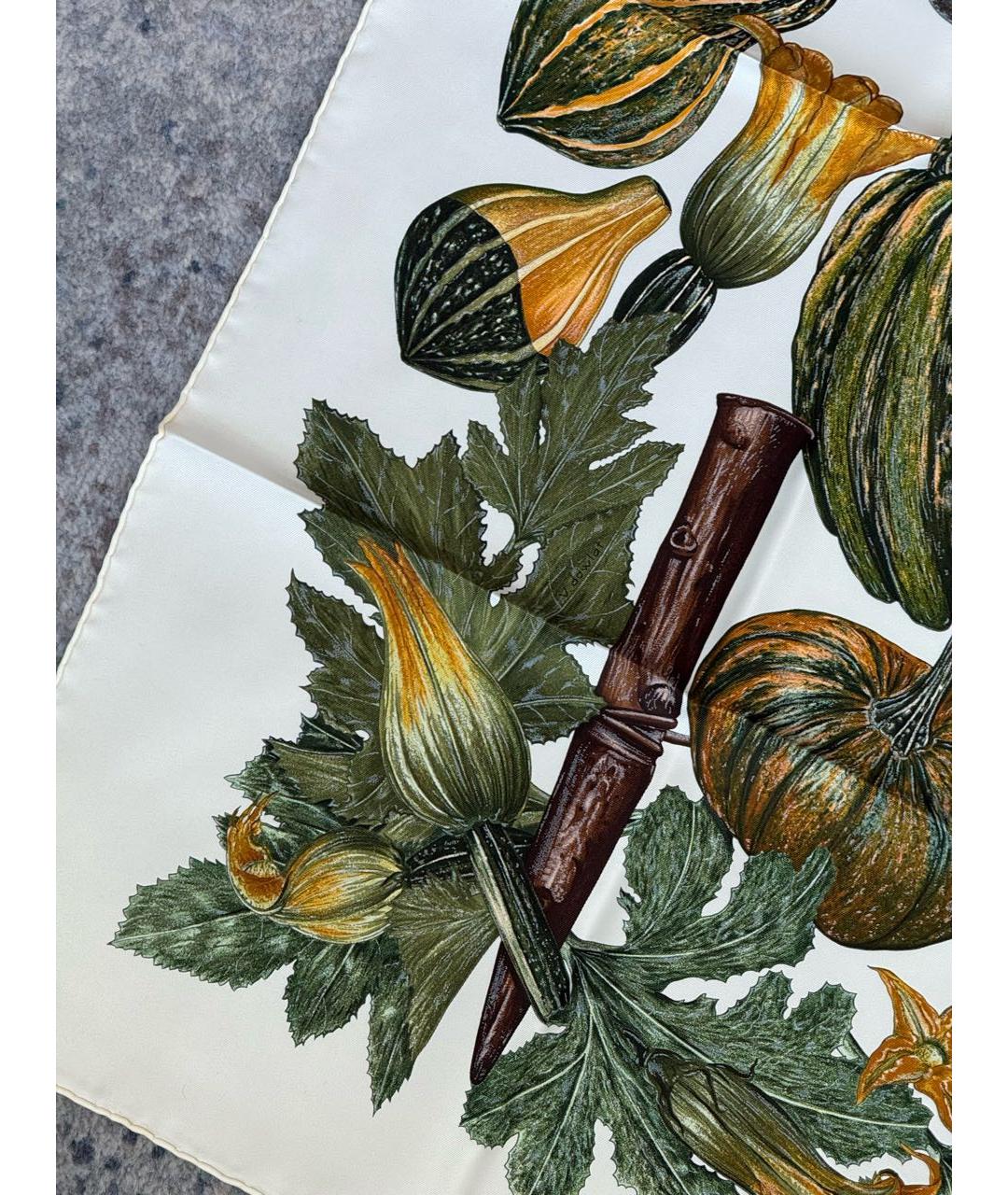 HERMES Белый шелковый платок, фото 4