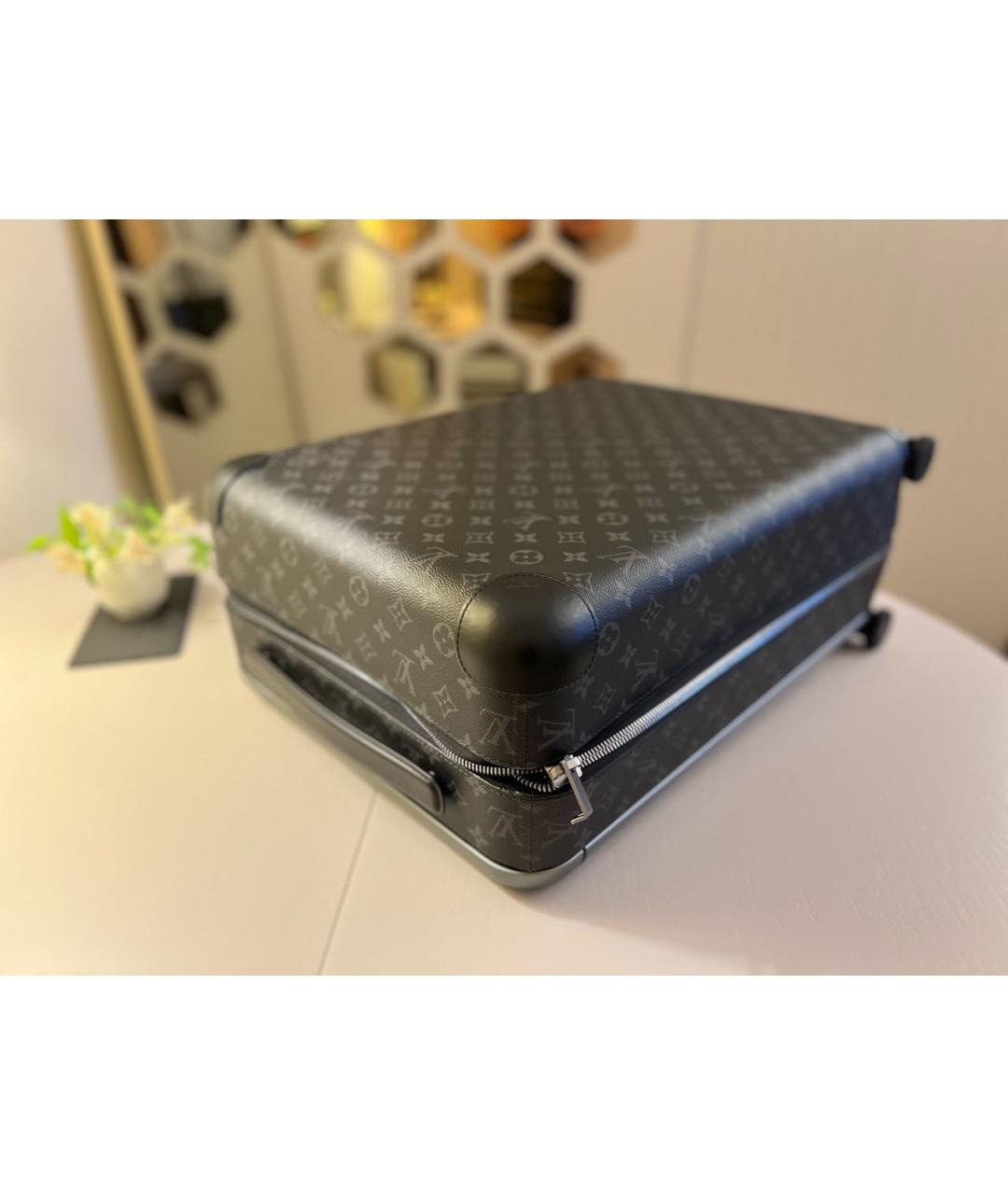 LOUIS VUITTON Антрацитовый чемодан, фото 8