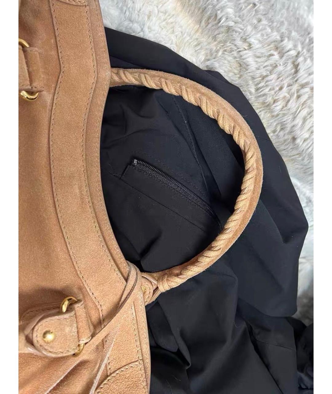 BALENCIAGA Бежевая замшевая сумка с короткими ручками, фото 6