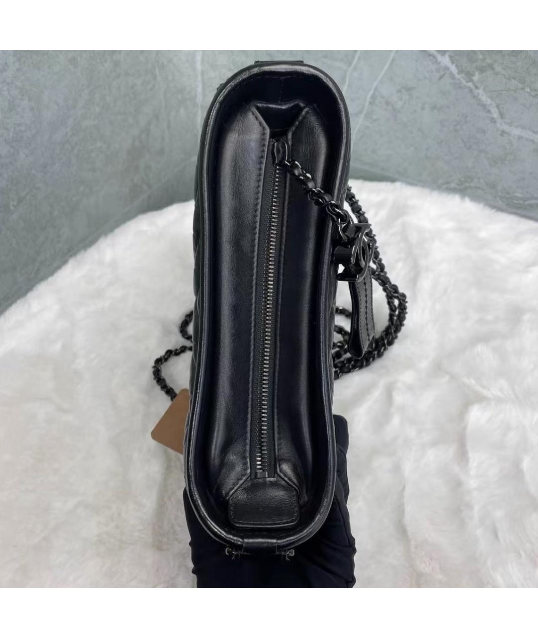 CHANEL Черная кожаная сумка через плечо, фото 4