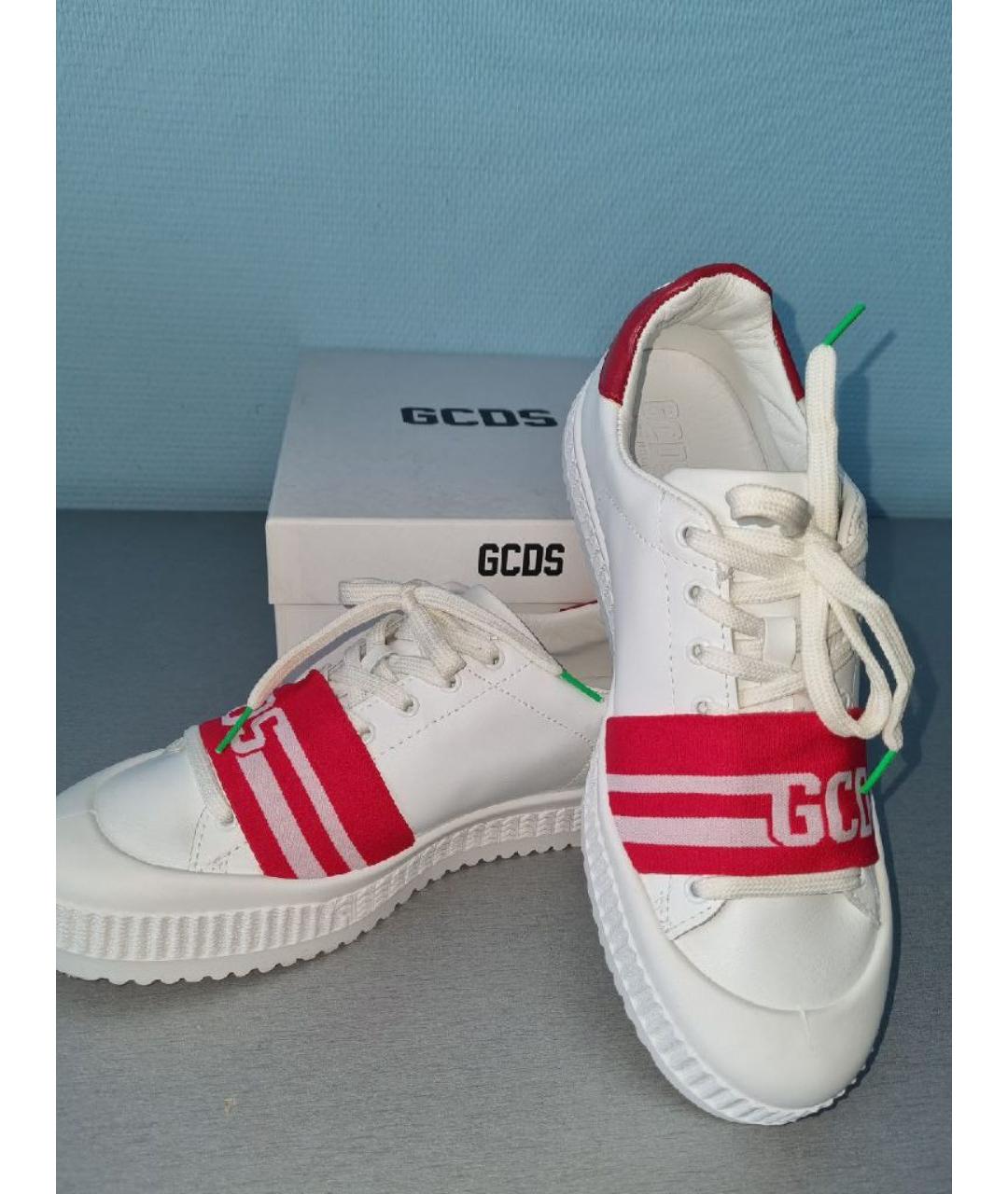 GCDS Белые кожаные низкие кроссовки / кеды, фото 2