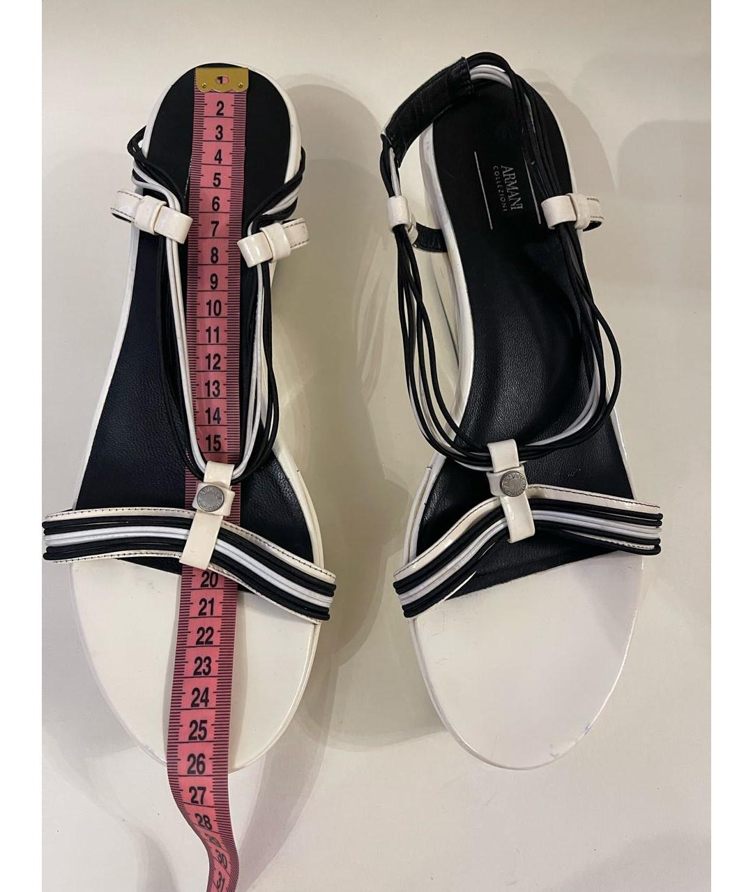 ARMANI COLLEZIONI Белые босоножки из лакированной кожи, фото 6