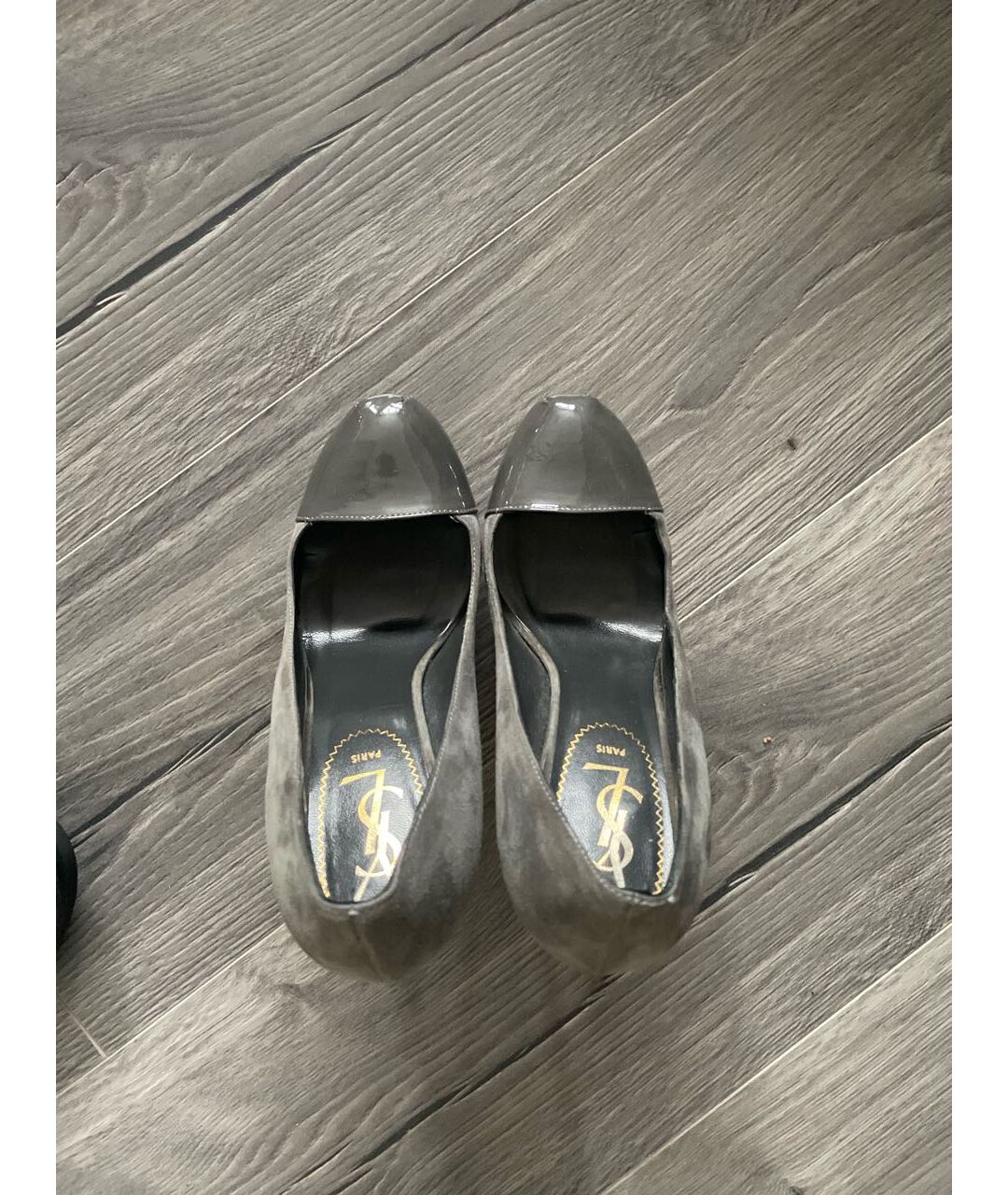 SAINT LAURENT Серые туфли из лакированной кожи, фото 3