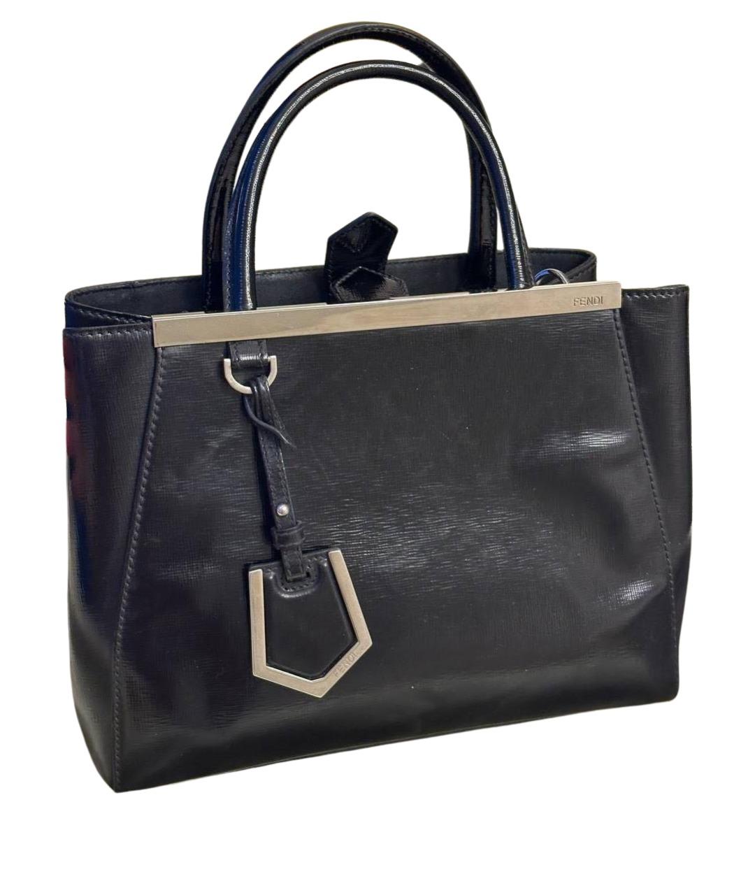 FENDI Черная сумка с короткими ручками из лакированной кожи, фото 1