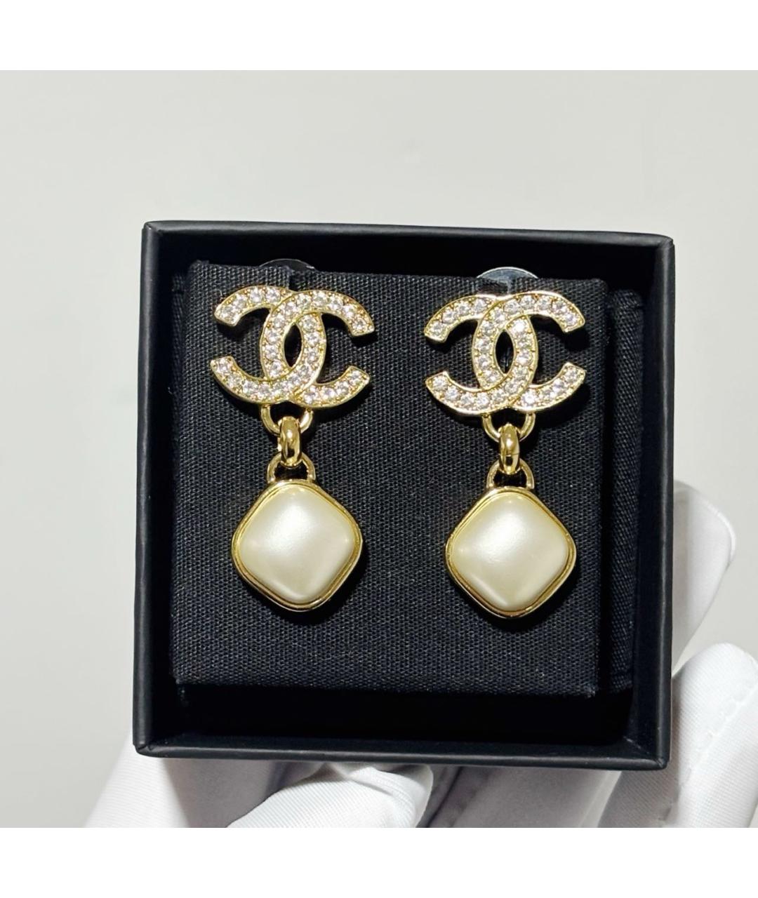 CHANEL Золотые металлические серьги, фото 2