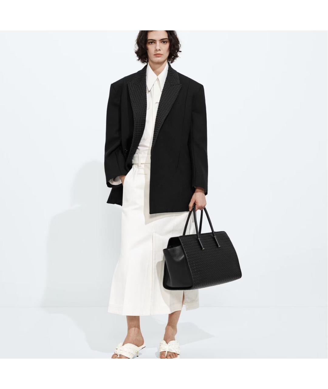 BOTTEGA VENETA Черная кожаная сумка тоут, фото 4