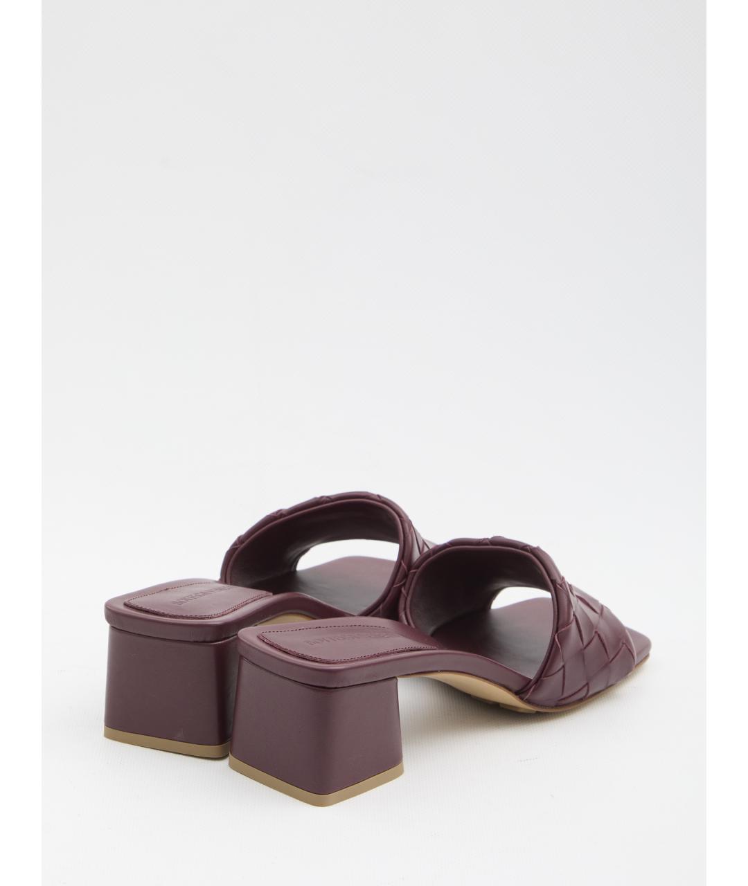 BOTTEGA VENETA Бордовые кожаные мюли, фото 3