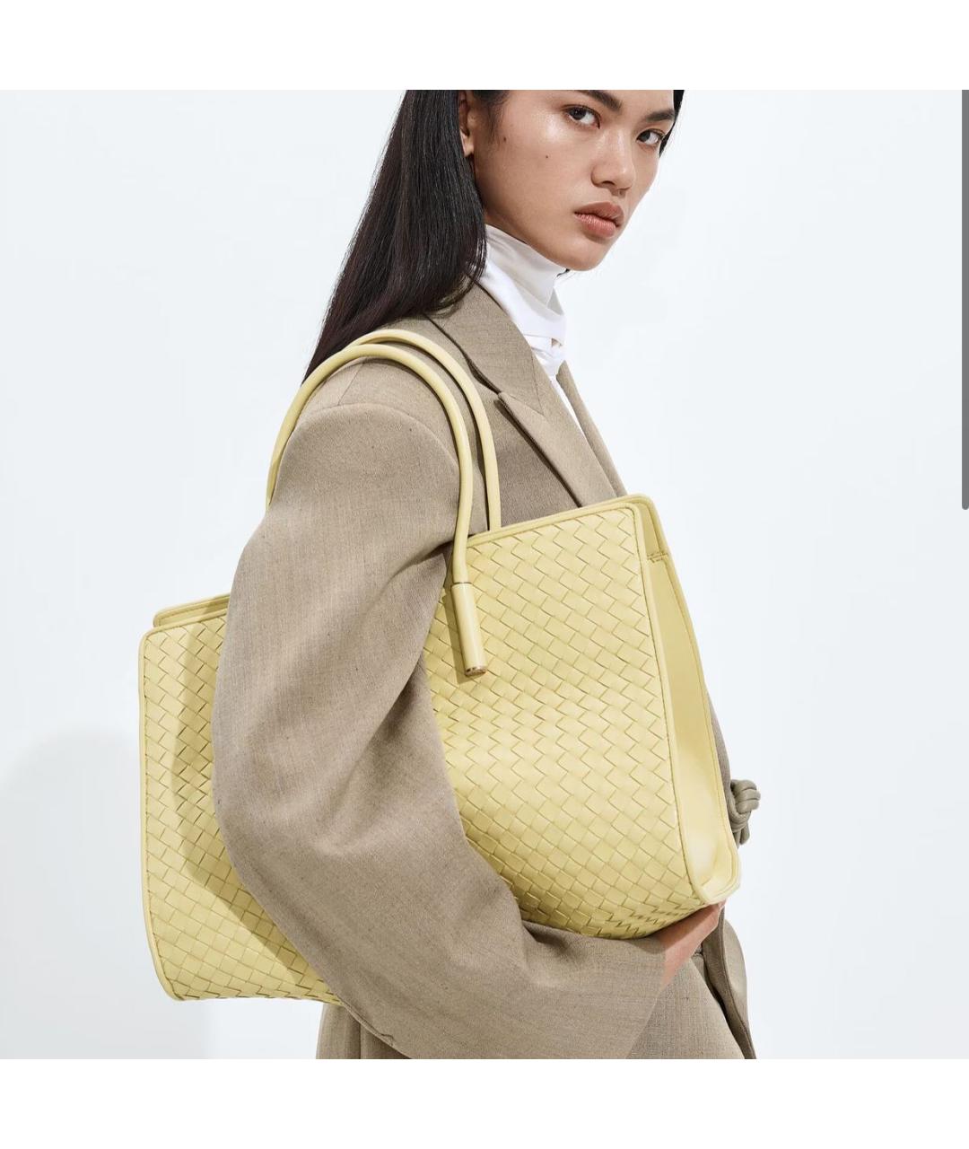 BOTTEGA VENETA Желтая кожаная сумка тоут, фото 3