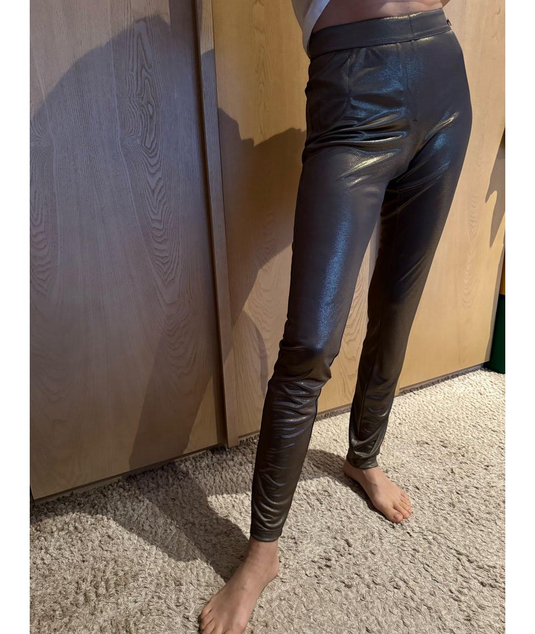 CHANEL Золотые полиэстеровые брюки узкие, фото 5