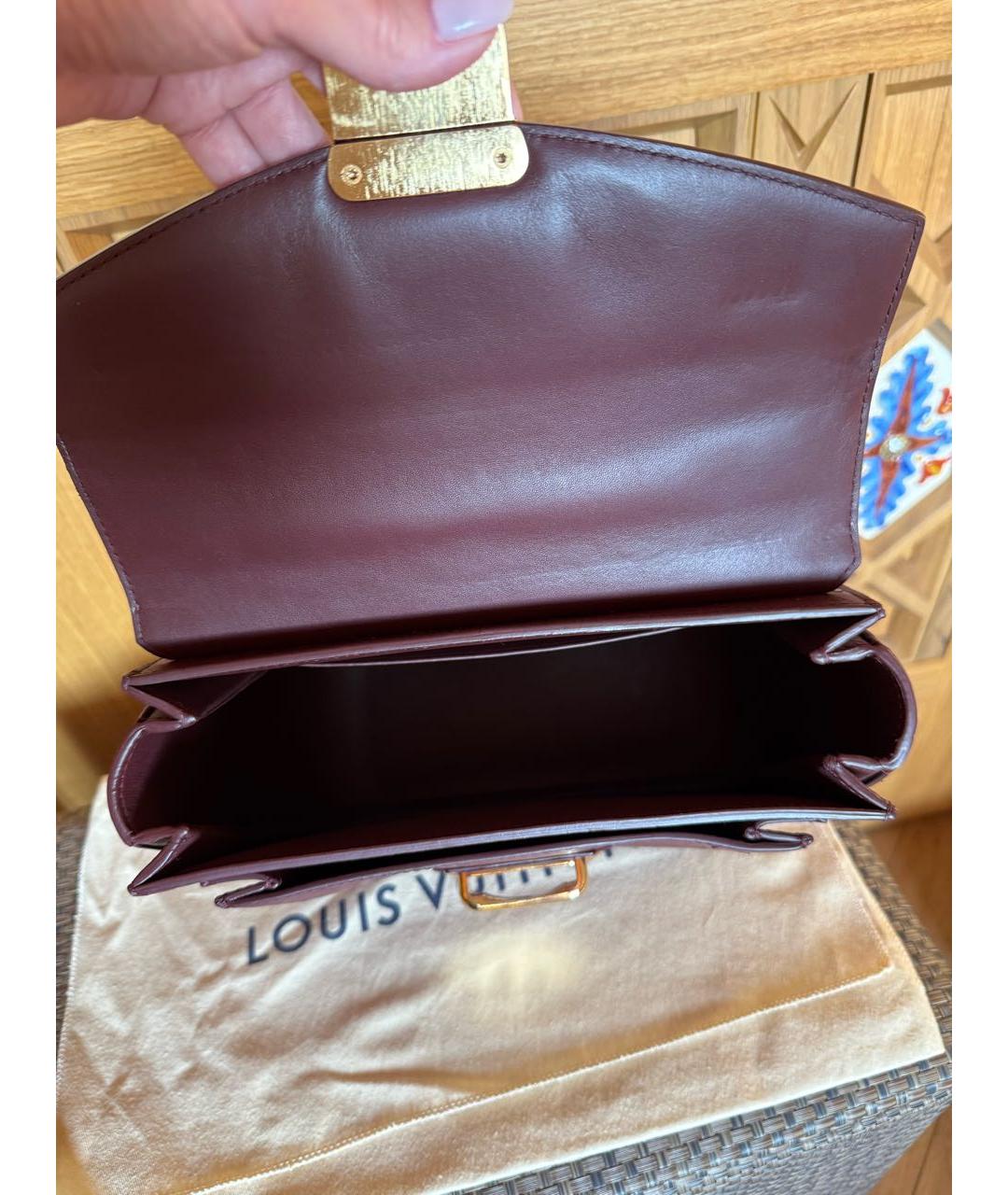 LOUIS VUITTON Бордовая сумка через плечо из экзотической кожи, фото 8
