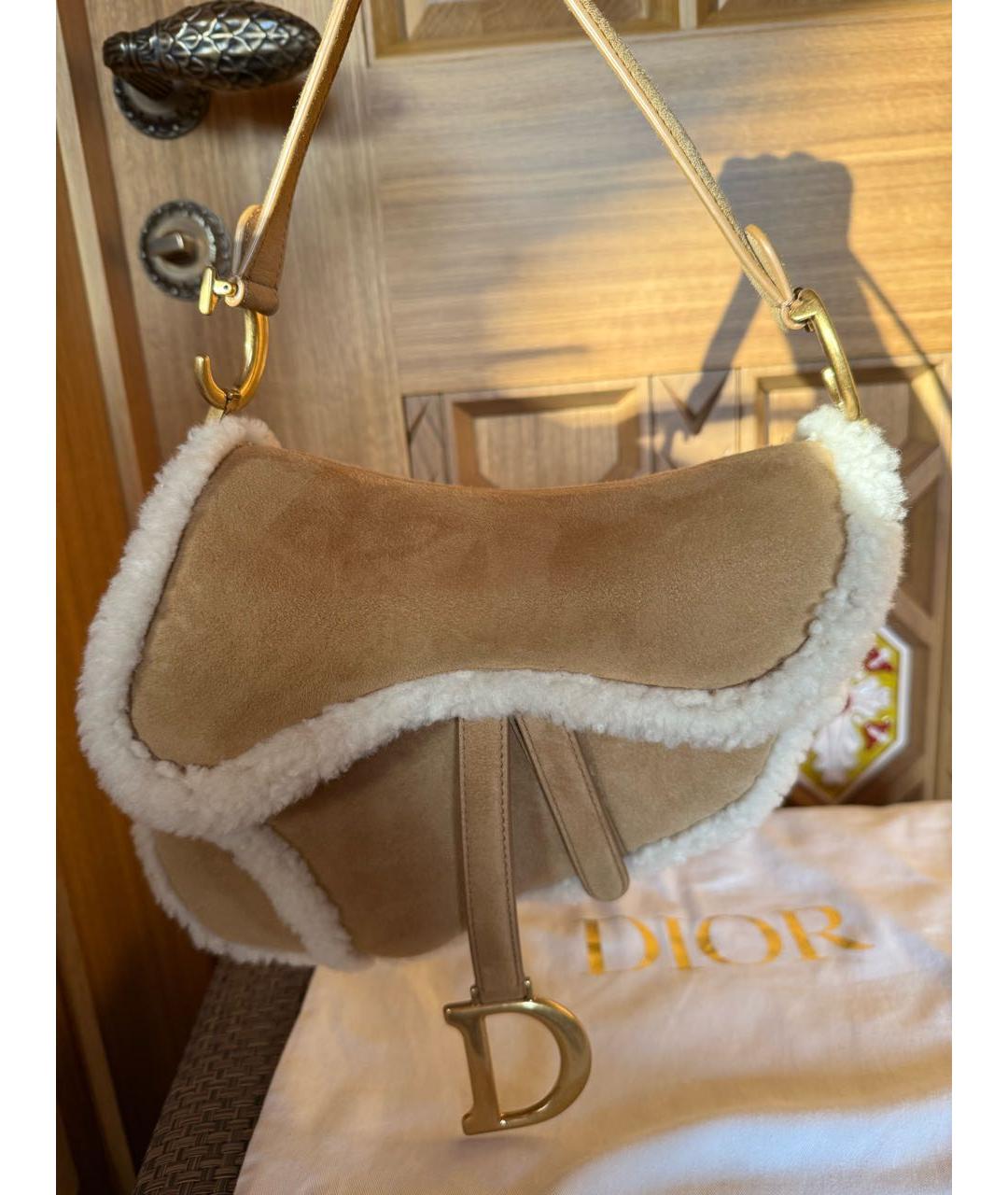 CHRISTIAN DIOR Бежевая замшевая сумка с короткими ручками, фото 9