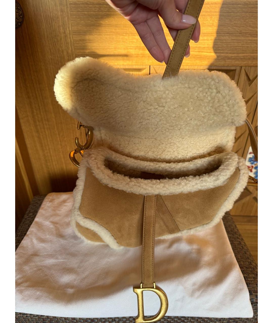 CHRISTIAN DIOR Бежевая замшевая сумка с короткими ручками, фото 7