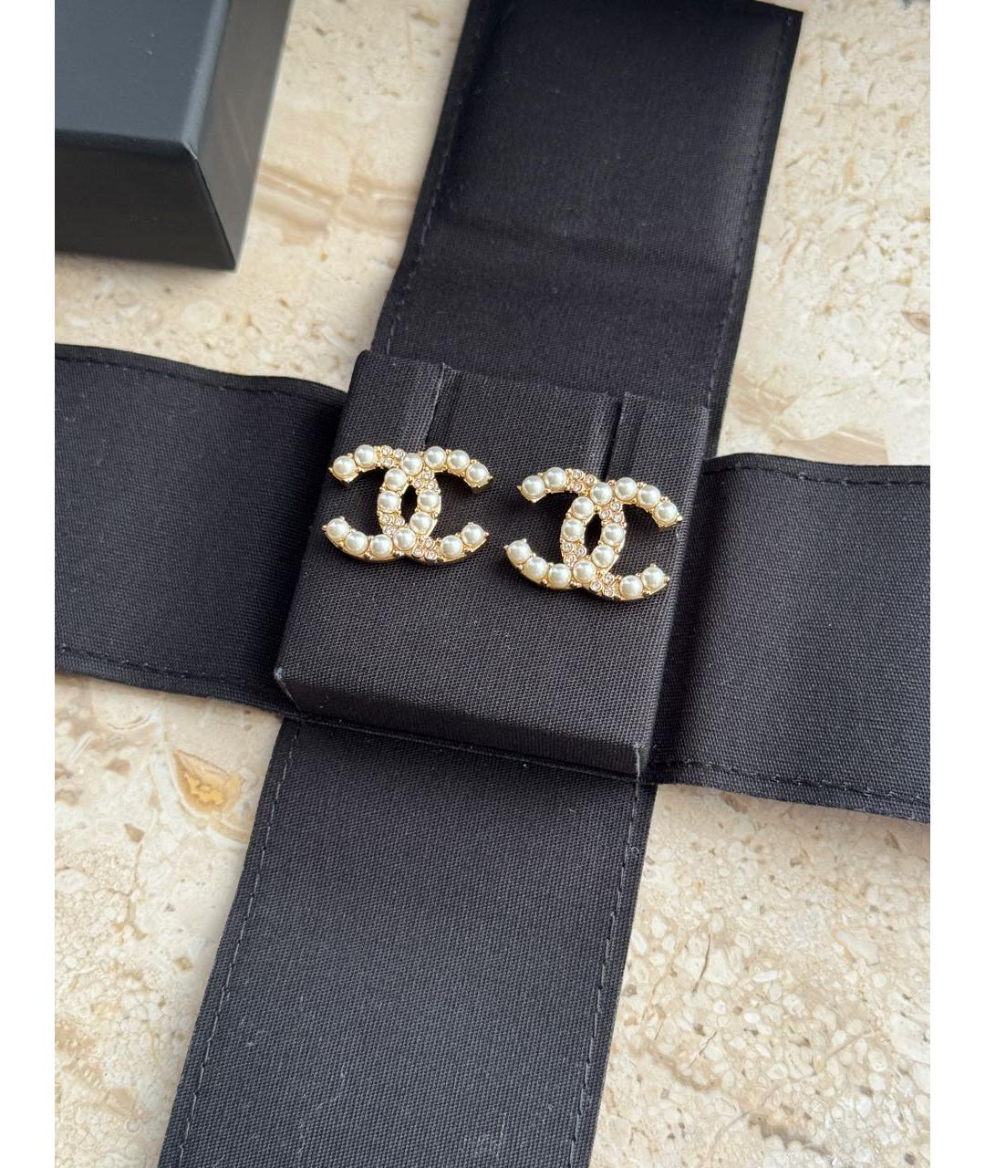 CHANEL Золотые металлические серьги, фото 3