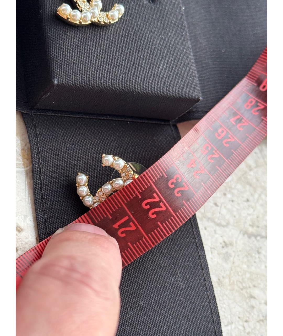 CHANEL Золотые металлические серьги, фото 7