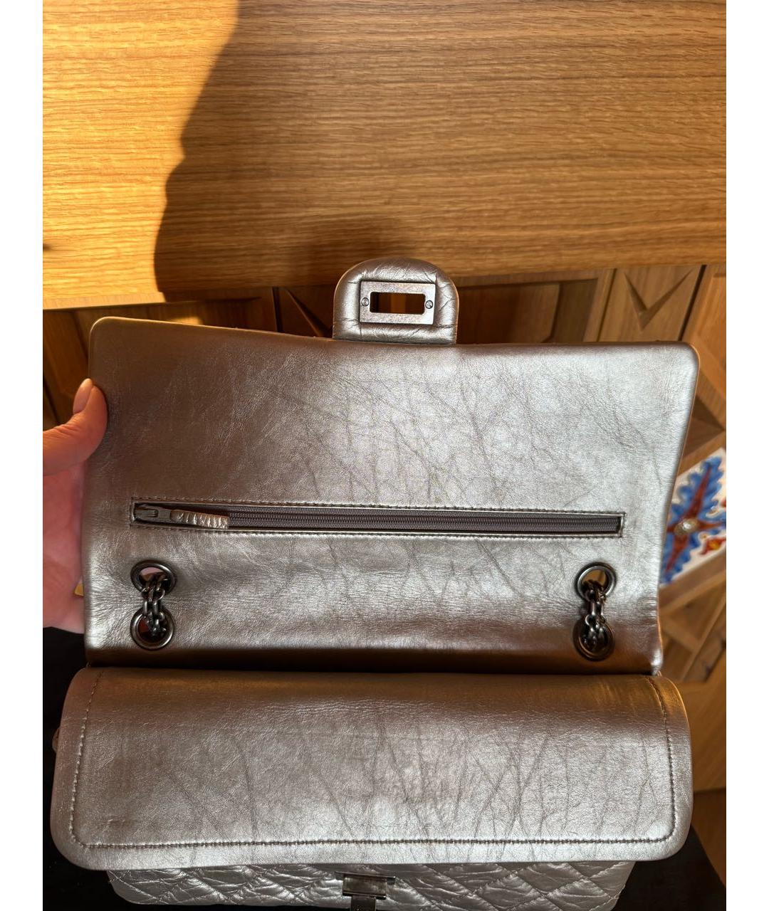 CHANEL Серебряная кожаная сумка через плечо, фото 8