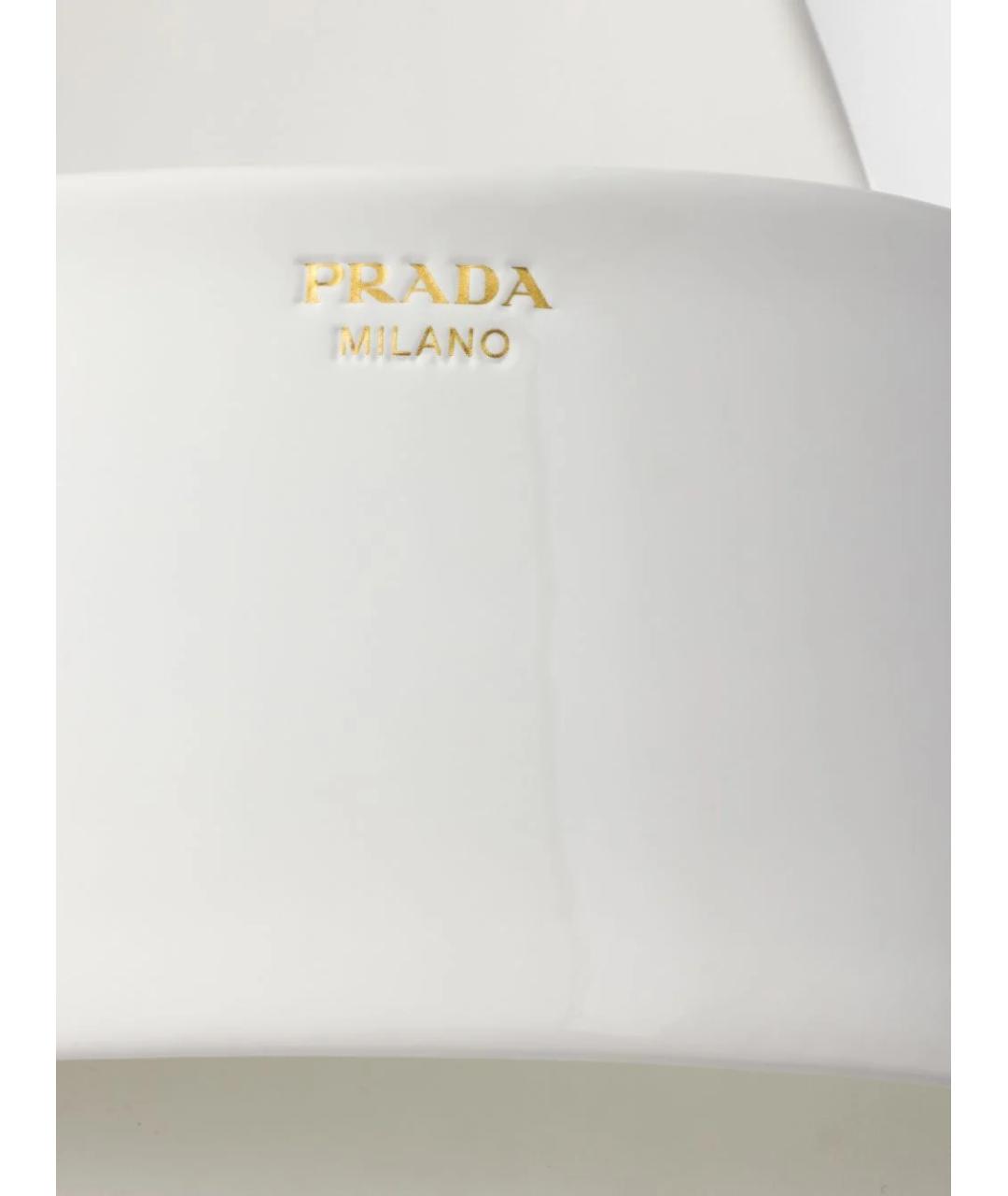 PRADA Белые шлепанцы из лакированной кожи, фото 6