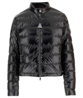 MONCLER Пуховик