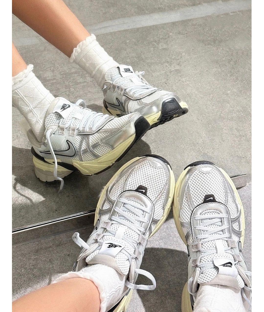 NIKE Белые текстильные кроссовки, фото 4