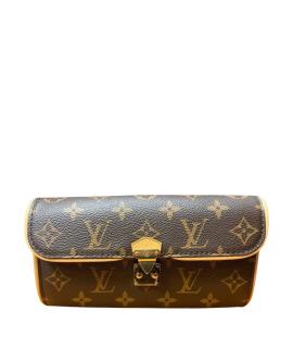 LOUIS VUITTON Клатч/вечерняя сумка