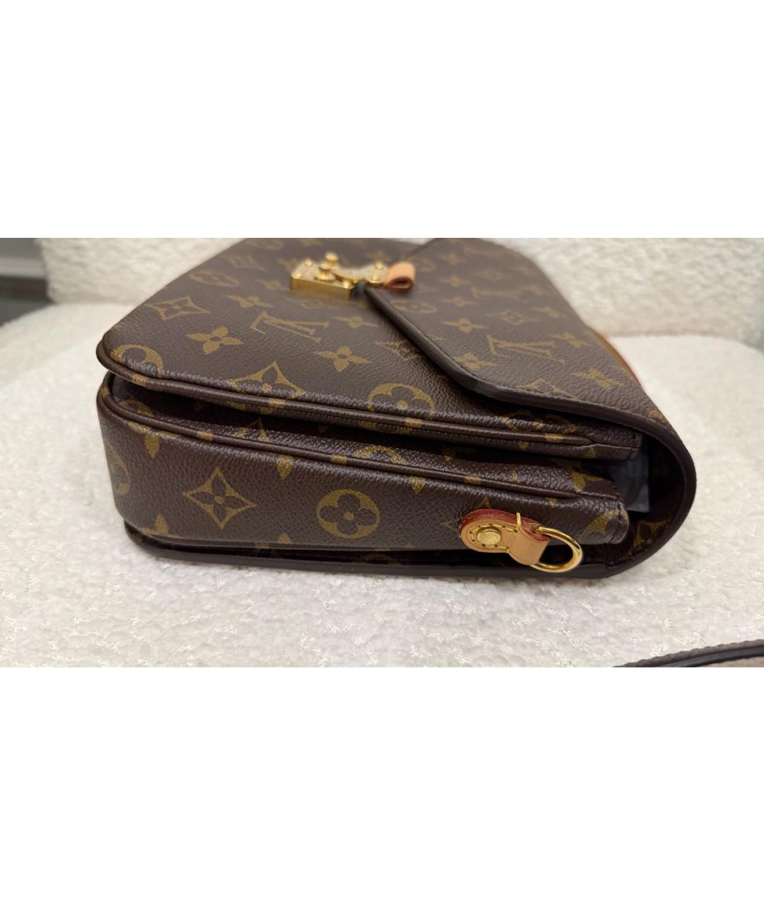 LOUIS VUITTON Коричневая кожаная сумка через плечо, фото 4