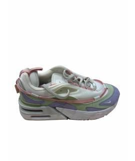 NIKE Кроссовки